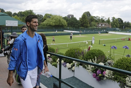 Tennis, Wimbledon al via. Favoriti Djokovic e Serena Williams