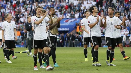 Euro 2016, Germania-Slovacchia 3-0: che tris con Boateng, Gomez e Draxler!