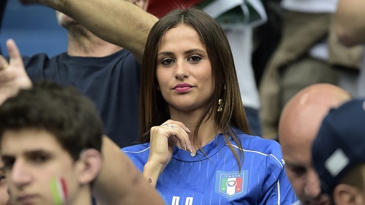L'Italia chiamò, ed ecco le wags azzurre allo Stade de France