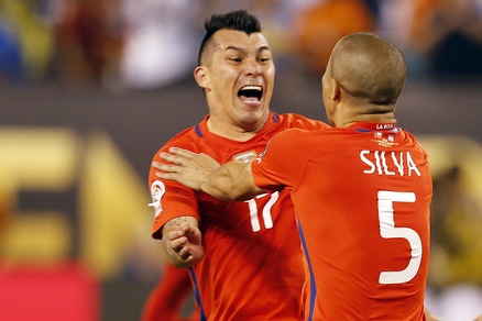 Medel a Brunico con l'Inter