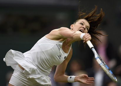 Wimbledon, la Radwanska vola al secondo turno