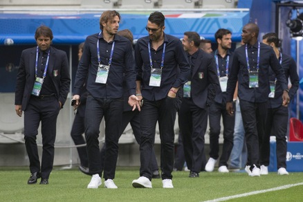 Italia in campo a Bordeaux alla vigilia della sfida contro la Germania