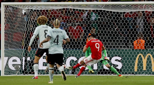 Robson-Kanu, la favola del bomber senza una squadra