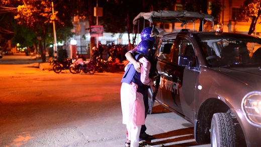 Attentato Dacca, l'Italia con il lutto al braccio contro la Germania