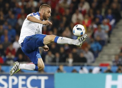 Germania-Italia, De Rossi va in panchina!