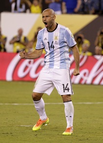 Calciomercato Juventus, Mascherano ha rinnovato con il Barcellona