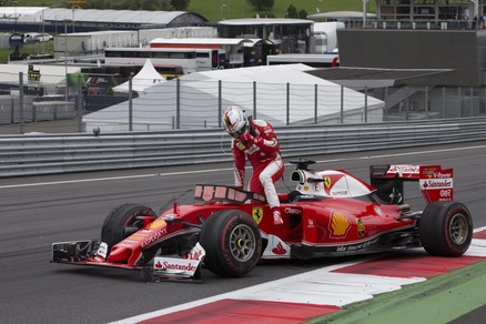 F1 Gp Austria, Pirelli indaga sull’incidente di Vettel