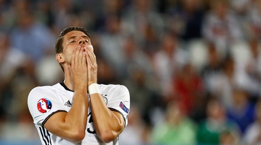 Germania, Europei finiti per Gomez. Khedira in forse per la semifinale