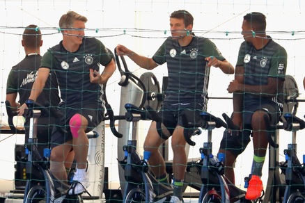 Euro 2016, Germania in cyclette verso la semifinale con la Francia