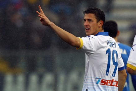 Calciomercato Crotone, Tonev e Aguirre obiettivi per l'attacco