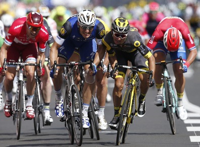 Ciclismo, Tour de France: Kittel batte di un soffio Coquard