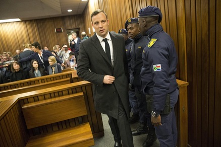 Atletica, Pistorius condannato a sei anni in appello