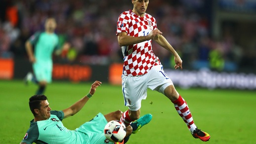 Calciomercato Fiorentina, l'agente di Kalinic: «Interessa al Leicester»