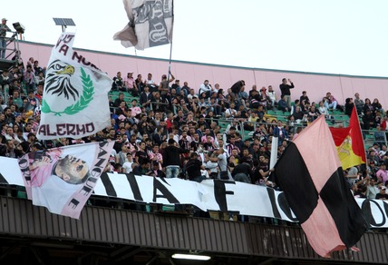 Calciomercato Palermo, la protesta dei tifosi: «Zamparini non ti vogliamo!»