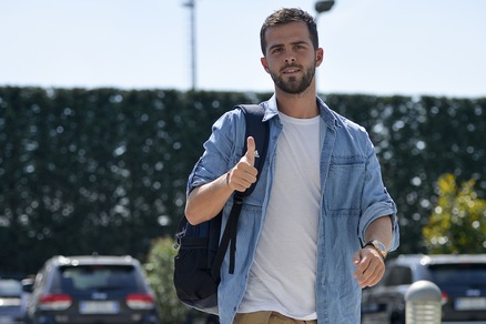 Juventus, inizia la nuova stagione: Pjanic a Vinovo