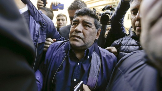 Furia Maradona: «Nella Federazione argentina c'è ancora la mafia»