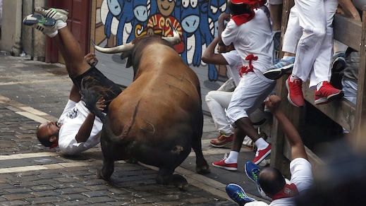 Pamplona, cinque feriti alla corsa dei tori