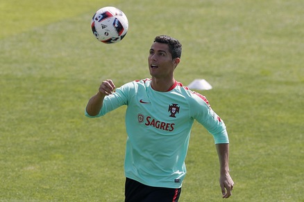 Euro 2016, Ronaldo vuole vincere: ecco come si prepara alla Francia