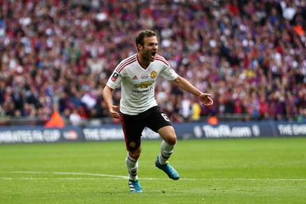 Calciomercato United: «Mata sul piede di partenza» Occasione per le italiane