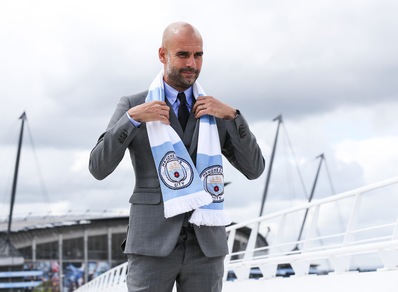 Guardiola, che stile british a Manchester!