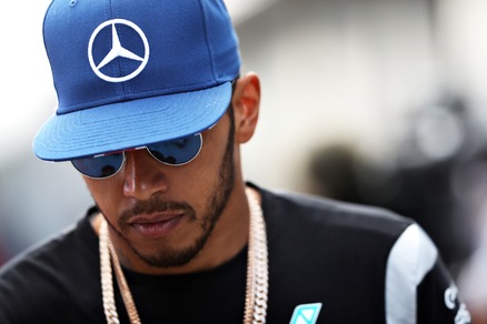 F1 Silverstone, Hamilton: «Fatti passi in avanti»