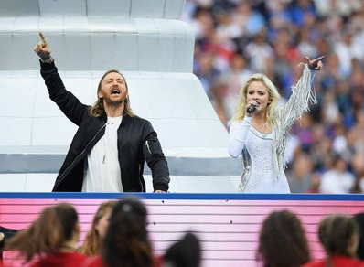 Euro 2016, la cerimonia di chiusura con Guetta e Zara Larsson