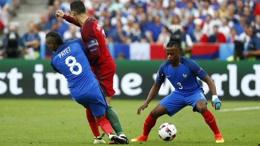 Portogallo-Francia, l'entrata di Payet che mette Ronaldo ko