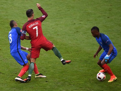 Francia, Payet: «Non volevo far male a Ronaldo»