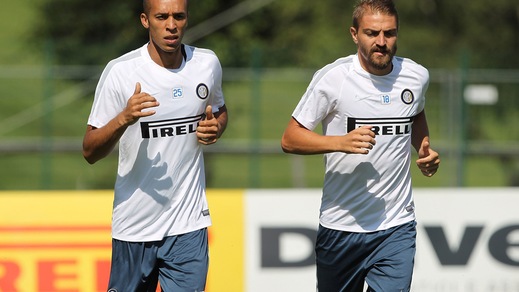 Serie A Inter, è arrivato Miranda: subito primo allenamento. Al lavoro con Erkin