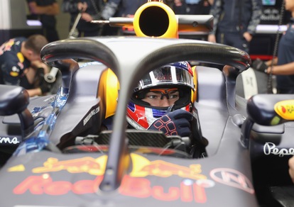 F1, Silverstone: Red Bull in pista con l'Halo