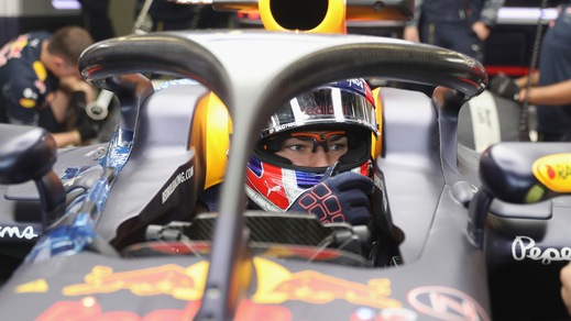 F1, Silverstone: Red Bull in pista con l'Halo