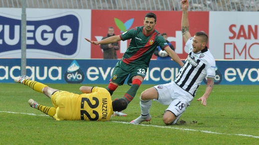 Calciomercato Bari, Caturano passa al Lecce