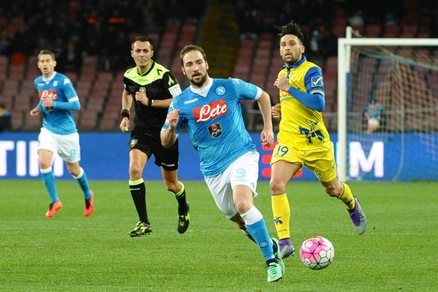 Juve su Higuain, la quota crolla a 1,44