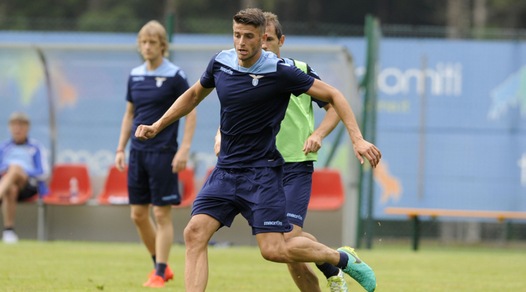 Lazio, Hoedt: «Abbiamo giocatori di qualità, dobbiamo arrivare in alto»