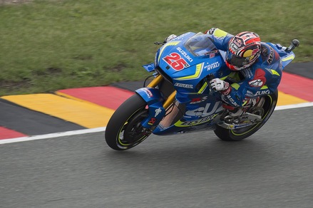 MotoGp Austria: prime libere a Vinales, Rossi quarto