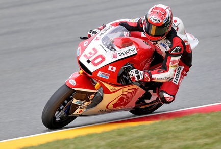 Moto2, Sachsenring: Nakagami in pole, Zarco insegue