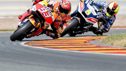 MotoGp, Germania: Marquez contro Rossi, lo spagnolo avanti a 1,50