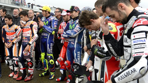 Il Motomondiale ricorda le vittime di Nizza: minuto di silenzio in pista