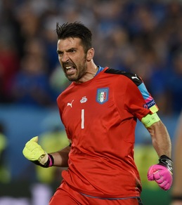 Miglior calciatore Uefa, nella Top 10 Buffon è l'unico italiano