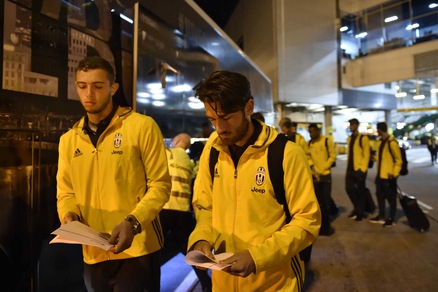 La Juventus di Allegri è arrivata a Melbourne: ecco le foto in aeroporto