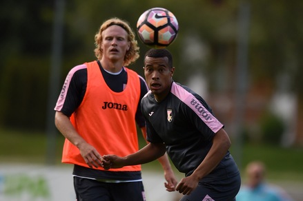 Calciomercato Palermo, respinta l'offerta per Quaison