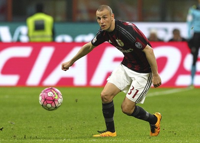 Serie A Milan, Antonelli su Montolivo: «No comment per gli ignoranti»