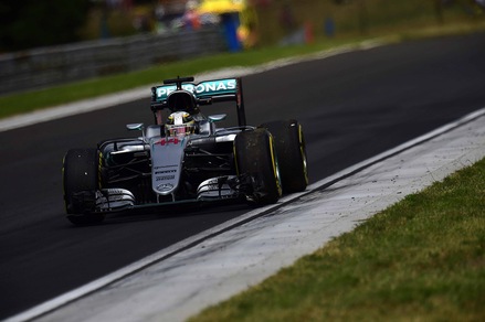 F1, Gp Ungheria: Hamilton vola, Vettel in salita a 20,00