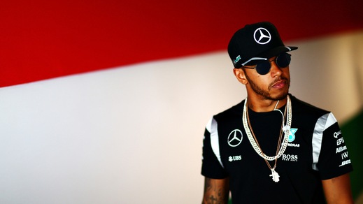 F1 Mercedes, Hamilton critica i cordoli dell'Hungaroring