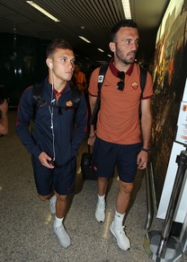 Roma, Di Livio su Instagram: «Che bello uscire con Totti e De Rossi»