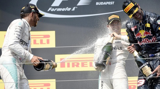 Gp d'Ungheria: Hamilton davanti a tutti, Vettel solo quarto