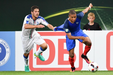 Calciomercato Monaco: «Mbappé piace a tanti club»