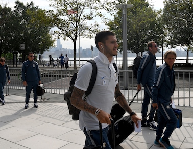 Napoli, De Laurentiis con Wanda Nara per Icardi