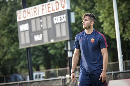 Roma, Manolas si allena da solo, il visto di Salah è un rebus