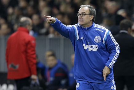 Lille, il tecnico Marcelo Bielsa sospeso dalla società